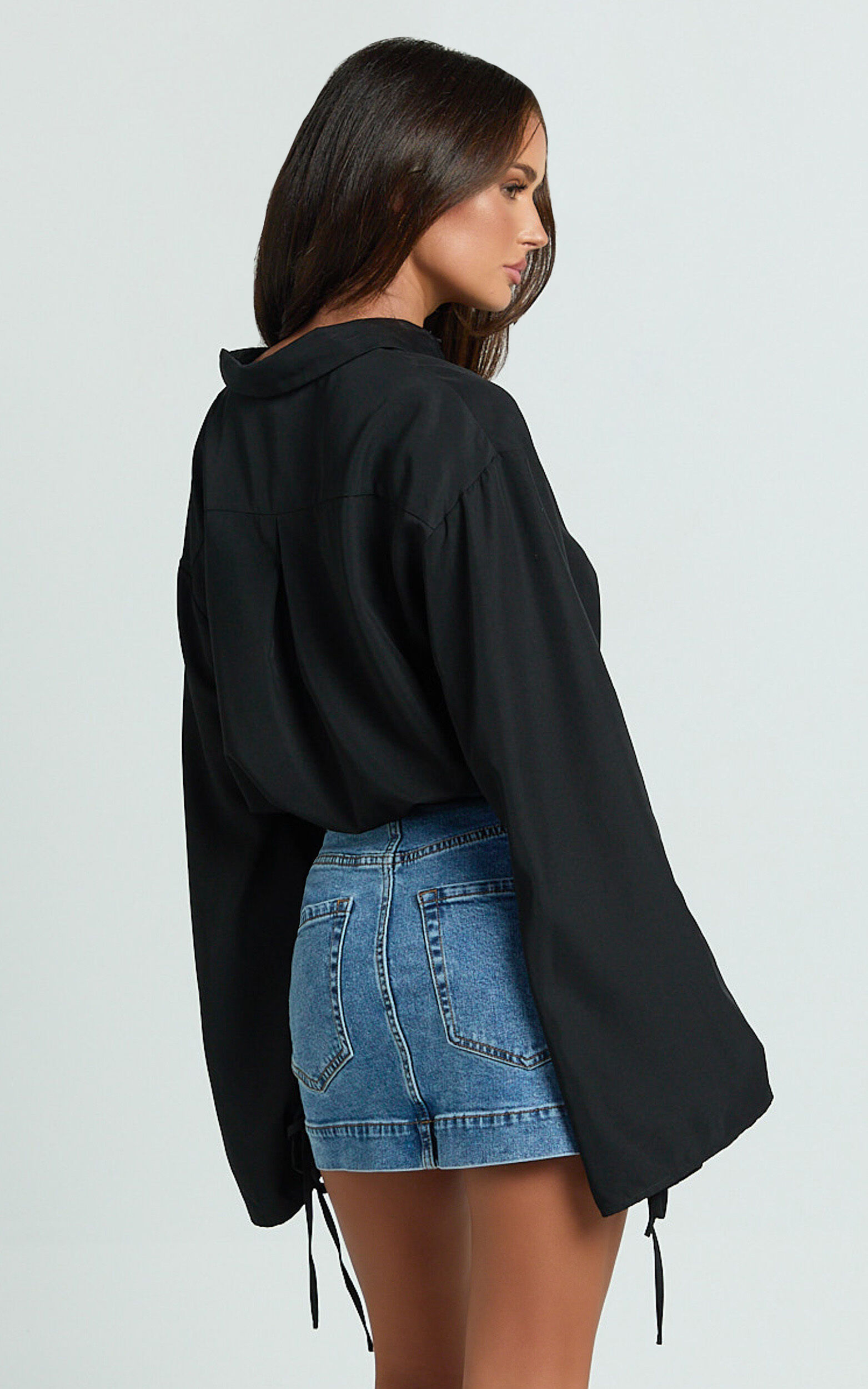 Wanda Shirt - Button Up Shirt in Black 15 Wanda Shirt - Button Up Shirt in Black
